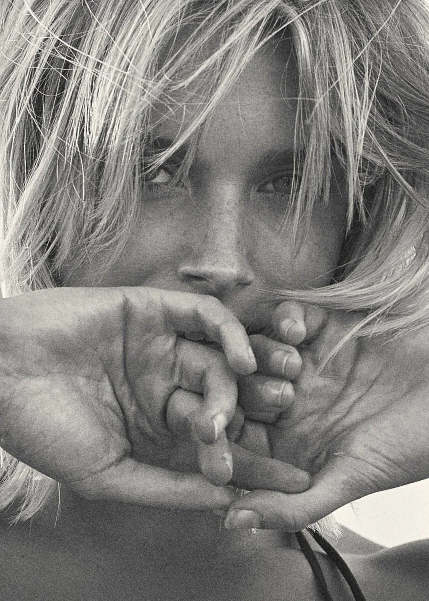 Beach portfolio: BeachPortrait EbonyBW 001