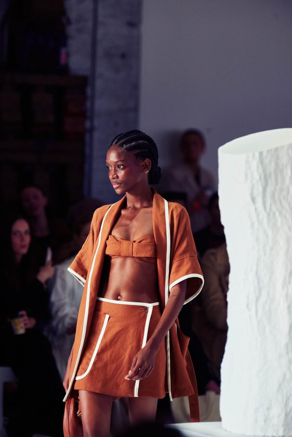 AAFW x GrittyPRETTY x Redken by Dave Blake (look 079)