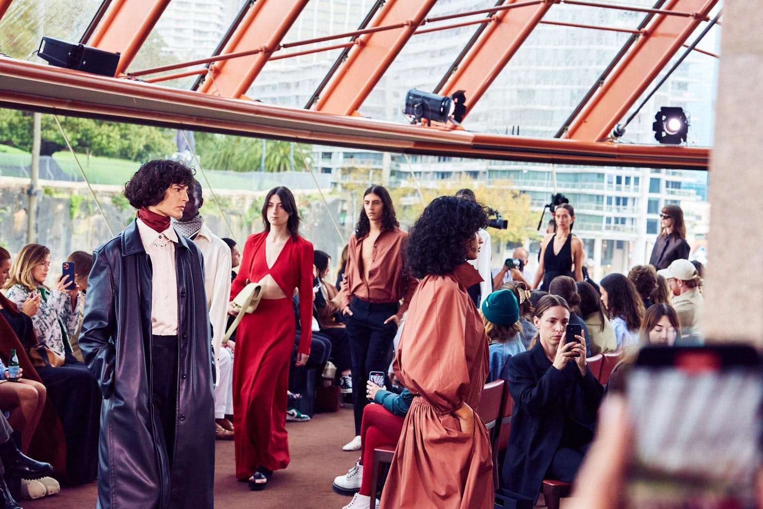 AAFW x GrittyPRETTY x Redken by Dave Blake (look 138)