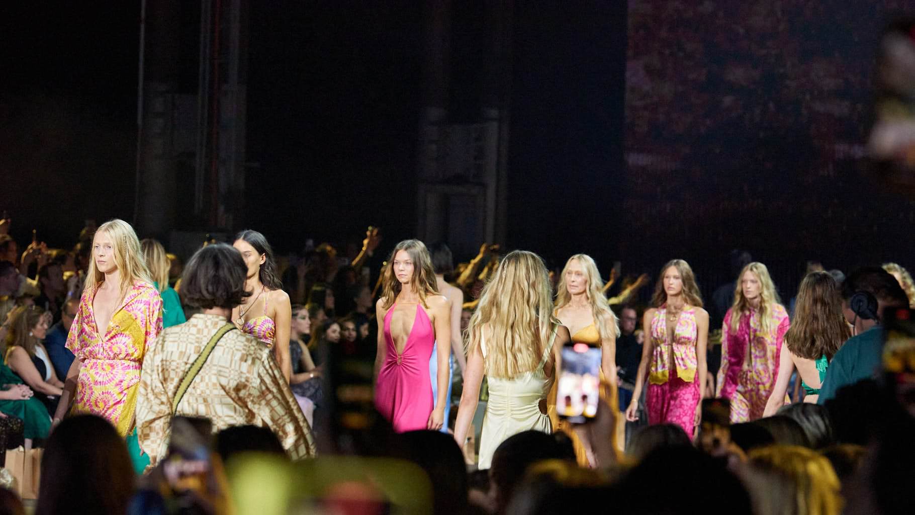 AAFW x GrittyPRETTY x Redken by Dave Blake (look 184)