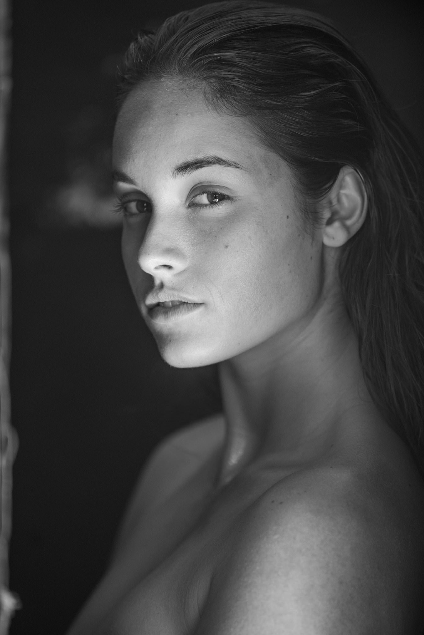 Ehlana Hards portrait from Raw Series by Dave Blake (look 09)