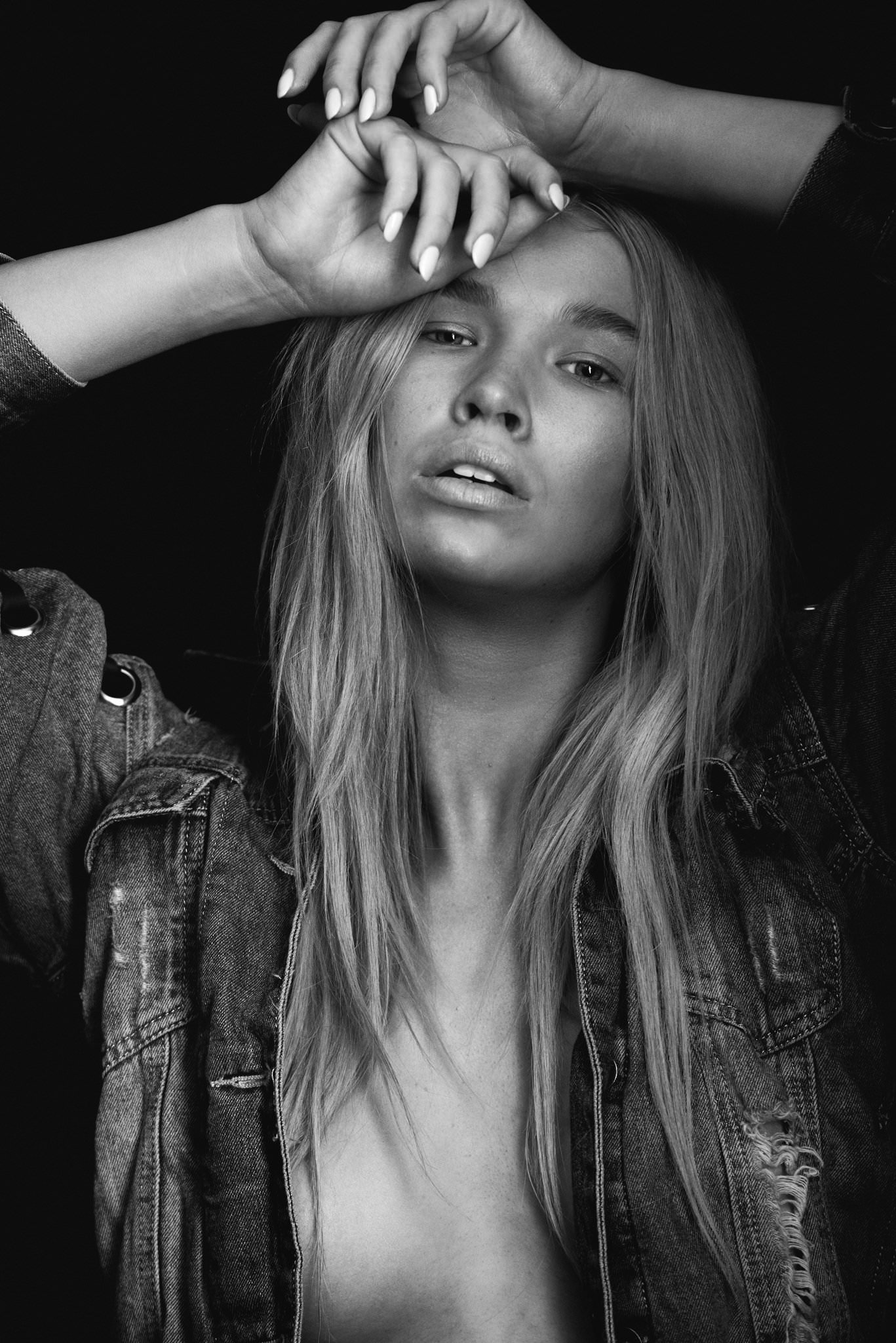 Karla Bodycote portrait from Raw Series by Dave Blake (look 01)