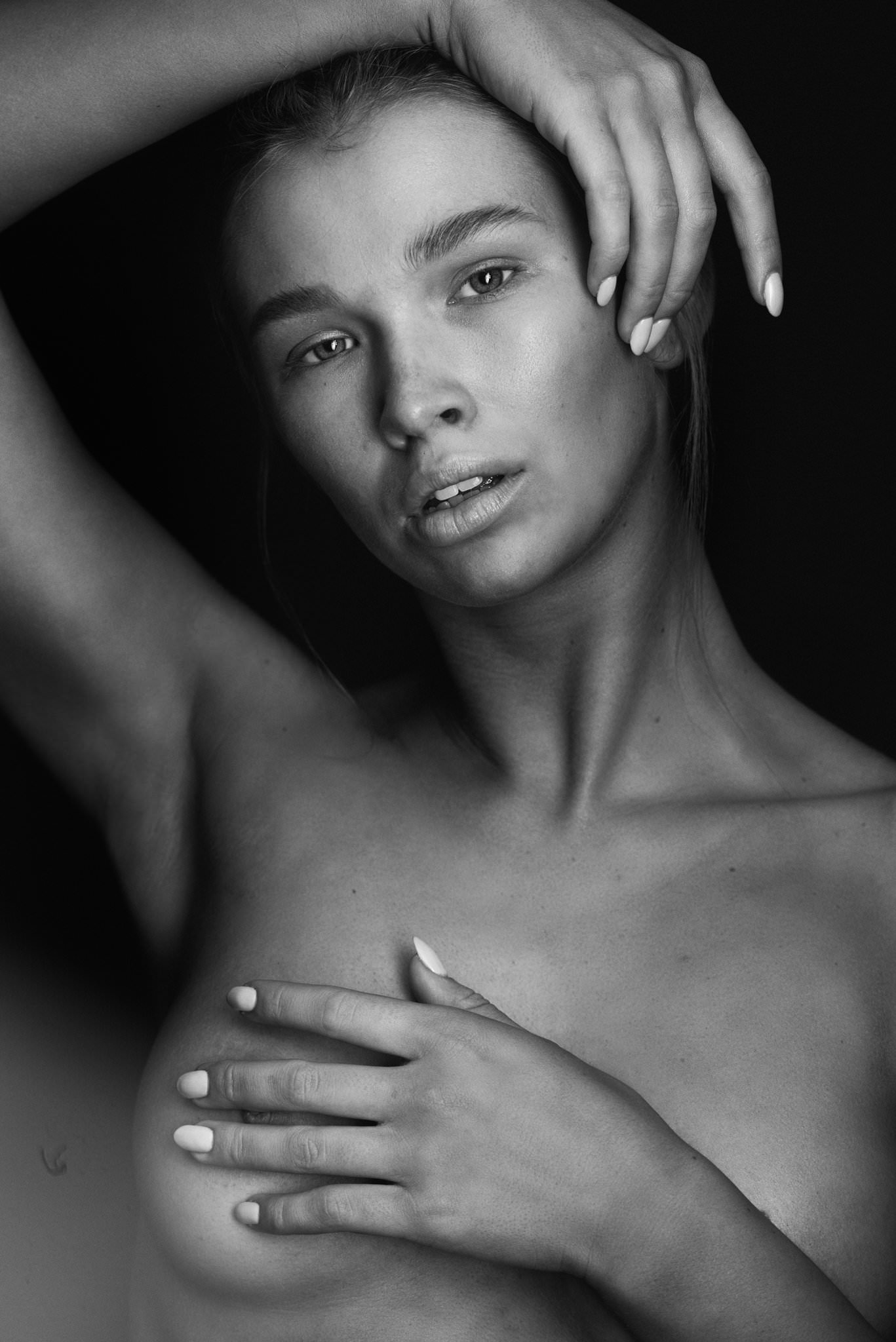 Karla Bodycote portrait from Raw Series by Dave Blake (look 05)