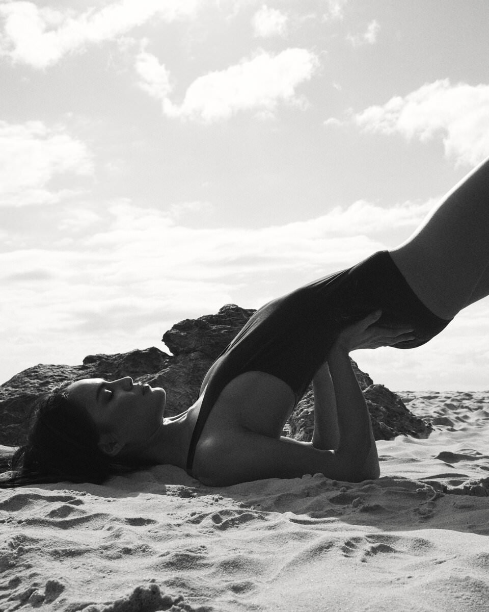 Michelle Bagarra in Quantum Jumping by Dave Blake (look 09)