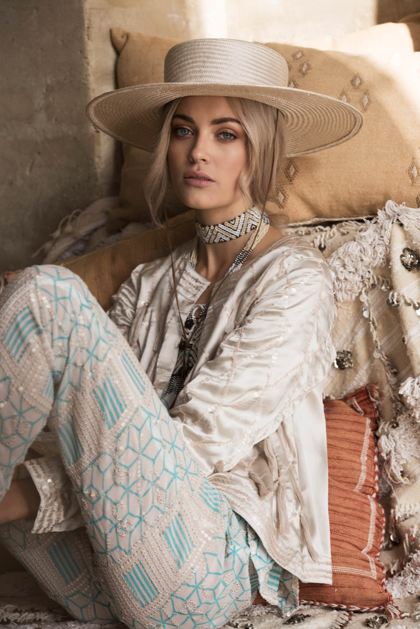 Ruby Yaya R19 at Villa Rustica by Dave Blake (look 03)