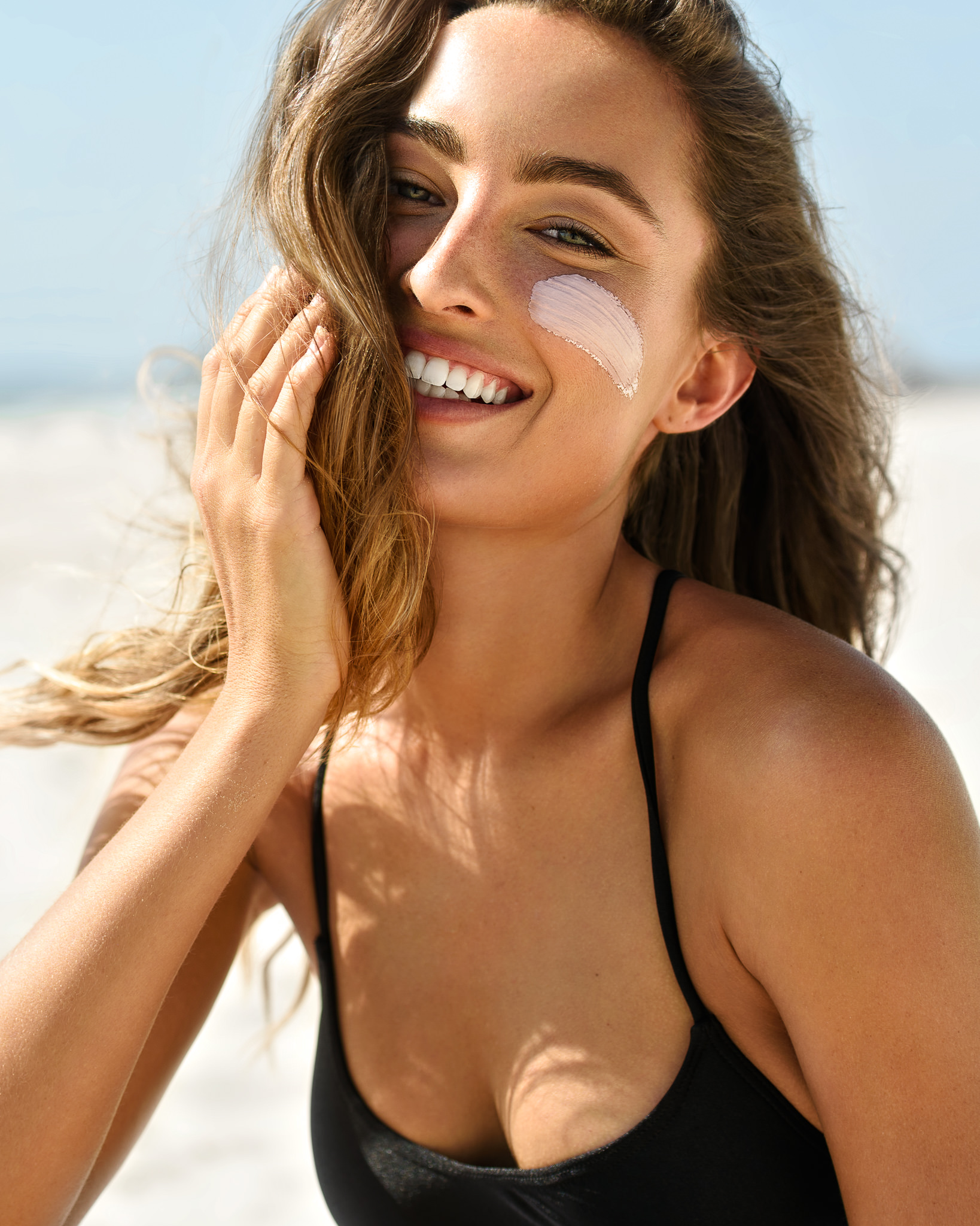 Sand & Sky campaign by Dave Blake (look 03)