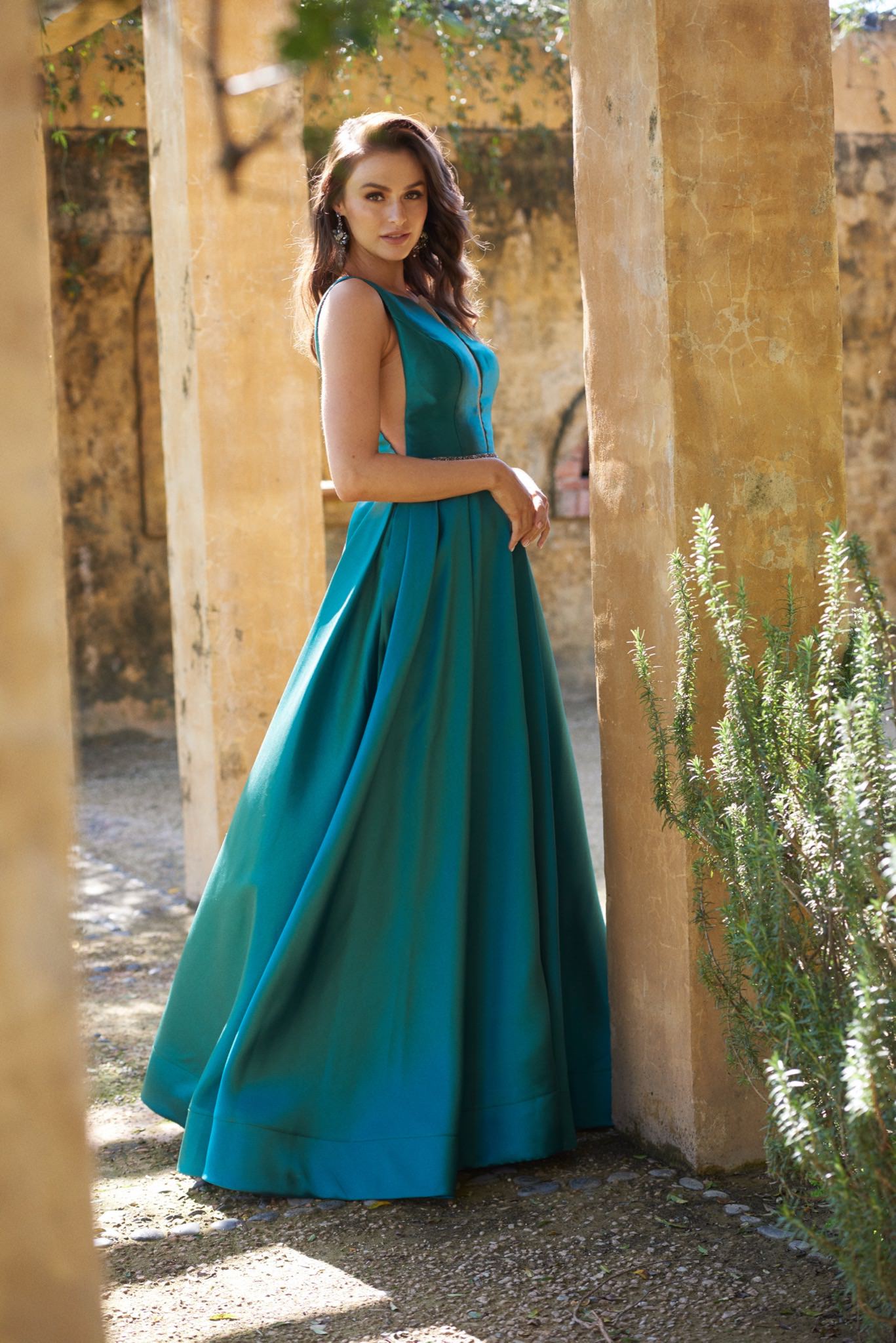 Tania Olsen Designs C'20 by Dave Blake (look 005)