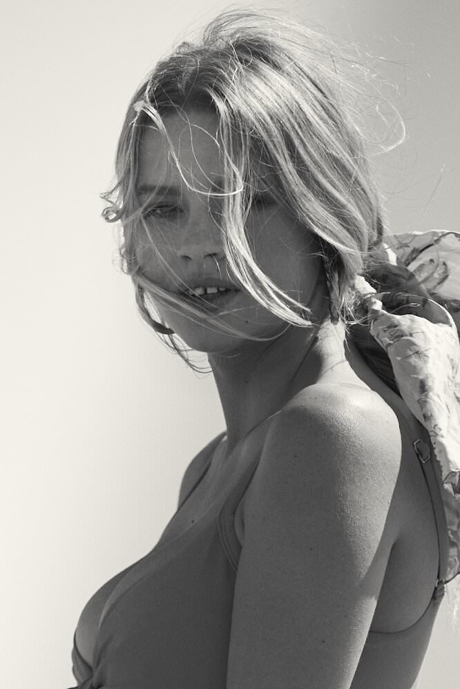 Byron Bay model portfolio photography hero image